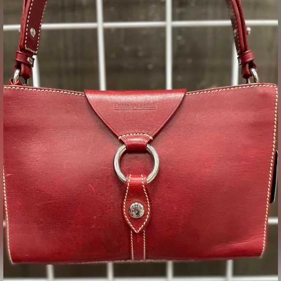 Dooney & Bourke Handbags - 😍SOLD😍 Rare vintage Dooney & Burke shoulder bag